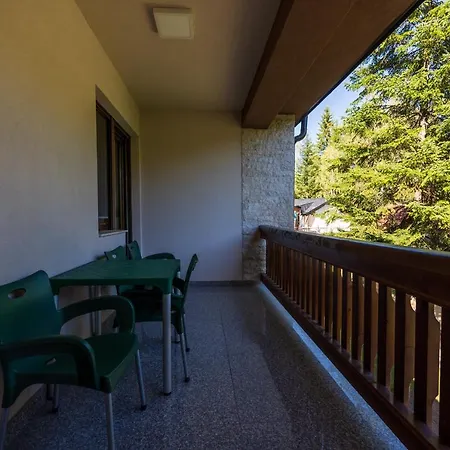 Lovac Apartment *