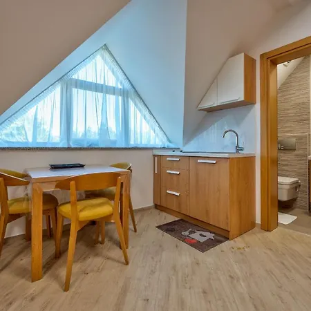 Apartment Lovac *