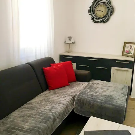 Apartment Lovac *