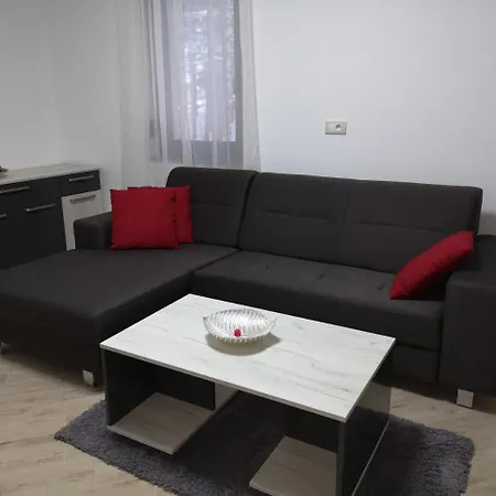 Lovac Apartment